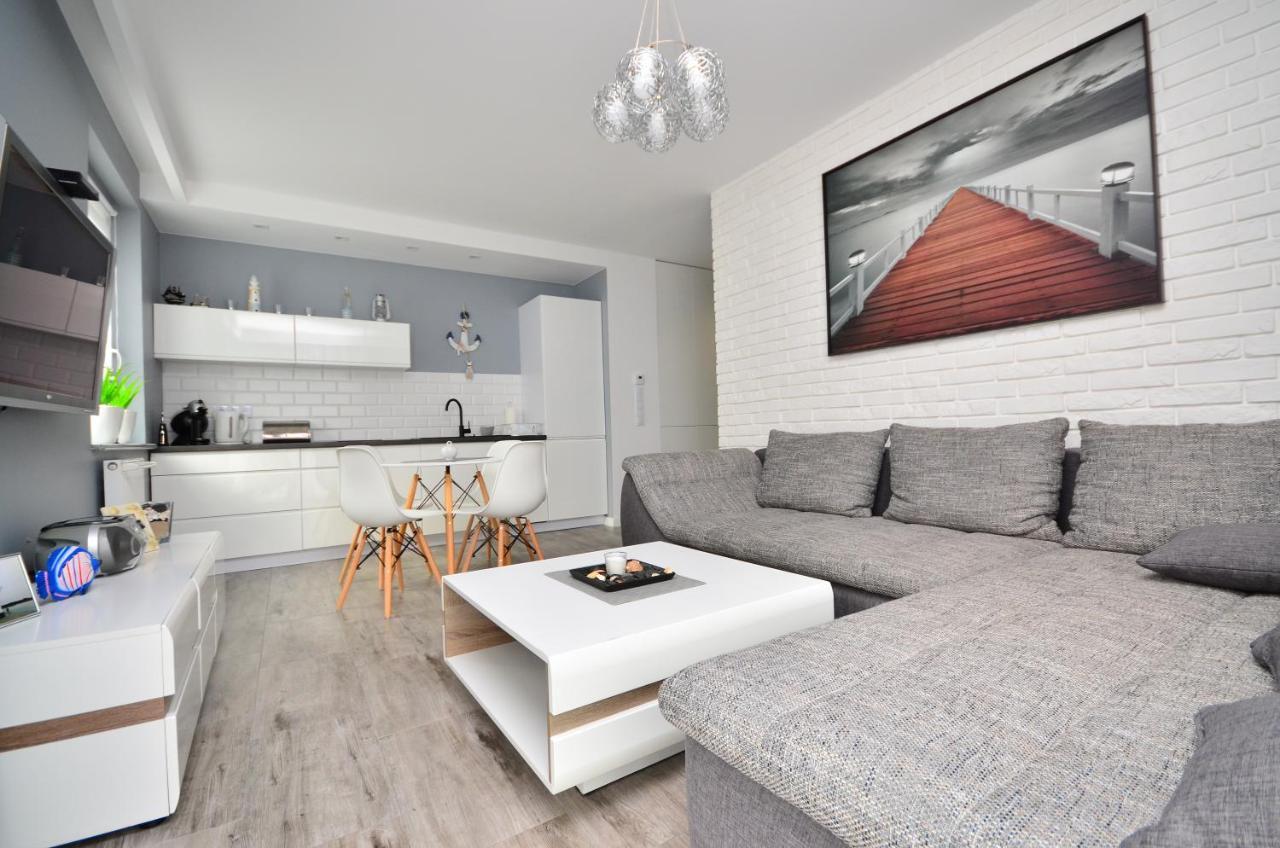 Apartment - - Lesne Tarasy - 45b/10 - 150 M Od Morza