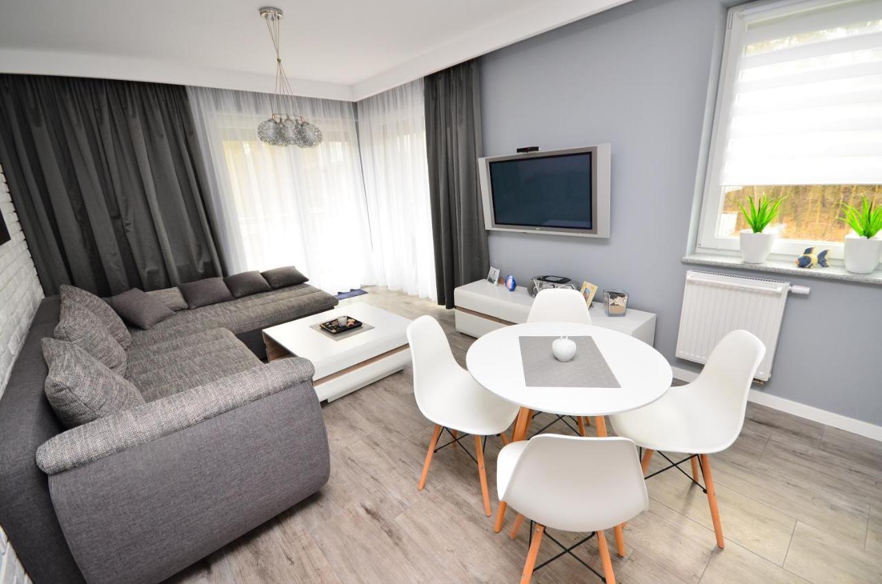 Apartment - - Lesne Tarasy - 45b/10 - 150 M Od Morza Dziwnowek